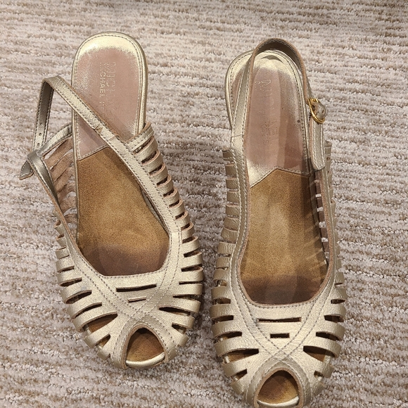 MK WOODEN SANDAL - Picture 1 of 5